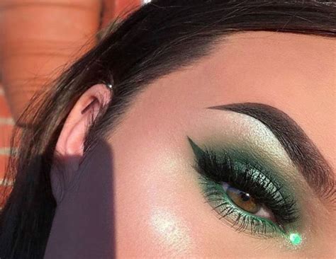 Makeup For Emerald Green Dress | Legacy.teapigs.co.uk