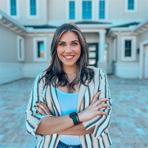 Laissa Machado - Layla