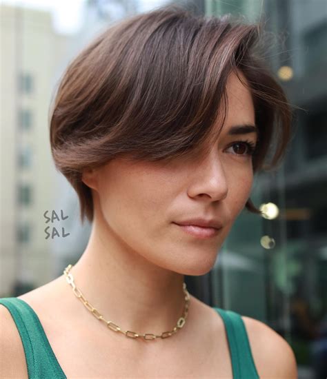 Short bob cut bangs are ruining your hair if done wrong 34