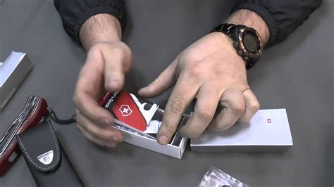 Швейцарские ножи Victorinox - YouTube