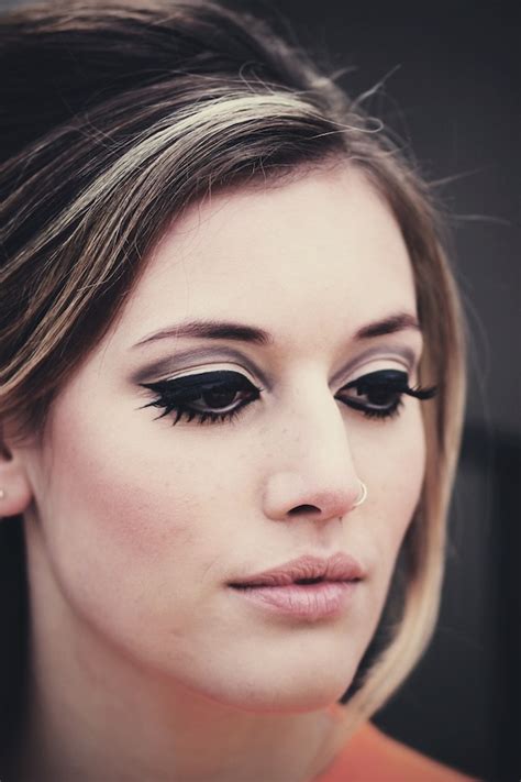 1960s Makeup Style