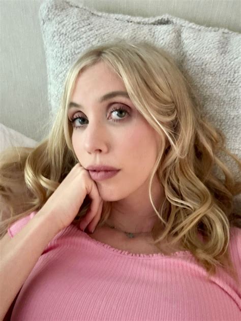 Laura Clery - Laura Clery added a new photo.