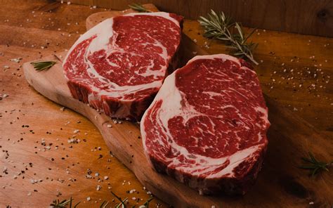 Buy Half Cows Online | Natural Beef Delivery | Simpson's Meats