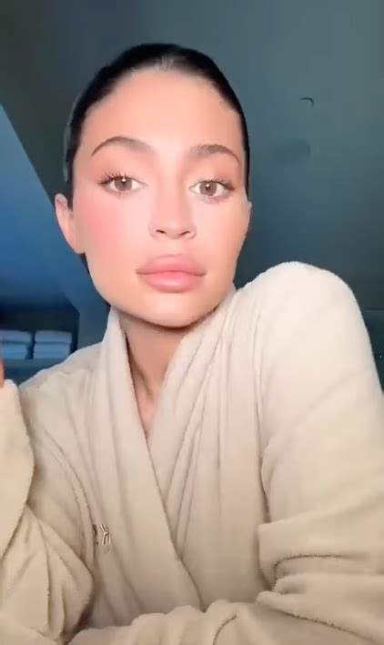 Kylie Jenner cries she 'can't breathe' as makeup artist pulls cruel ...