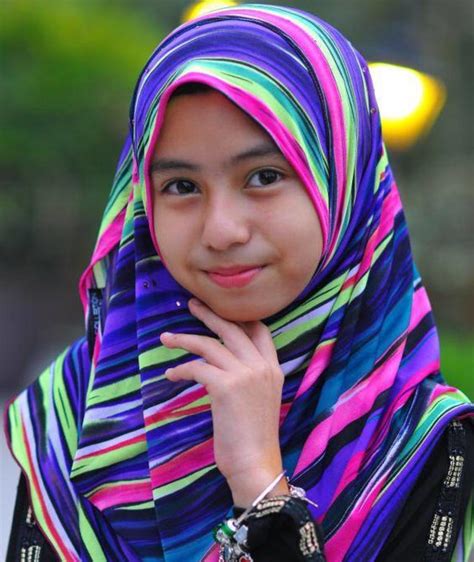 Mia Sara Nasuha: Películas, biografía y listas en MUBI