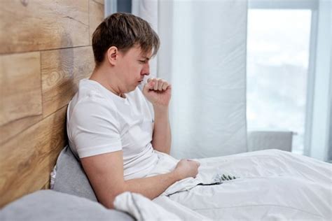 Чем лечить очень сухой кашель у взрослого? | MedAboutMe