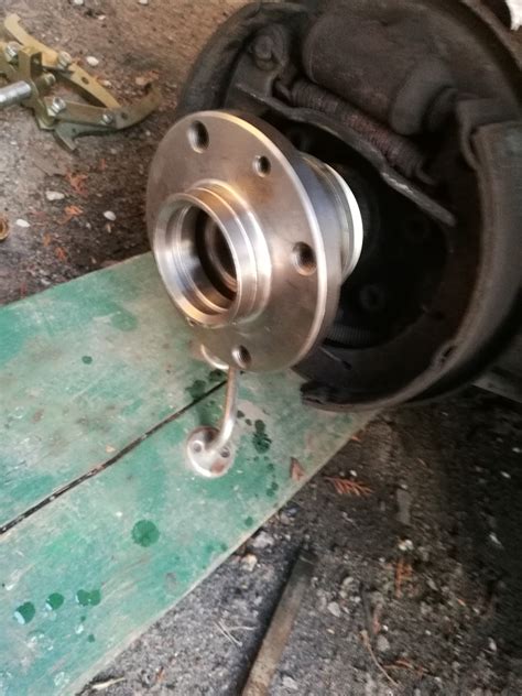 Контактные кольца и подшипники генератора — Toyota Sprinter (110), 1,5 ...