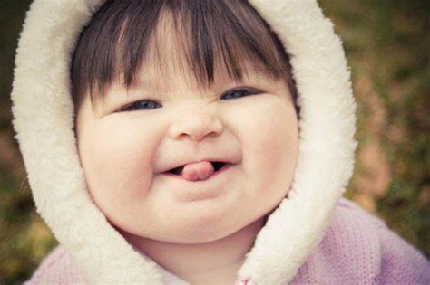 gambar baby  comel  dunia  nama bayi perempuan cantik