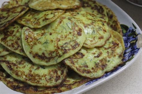 Кабачковые оладьи с сыром - рецепт приготовления