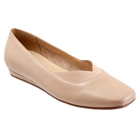 Viana Nude Slip-on Shoes – SPECIAL FEETURES