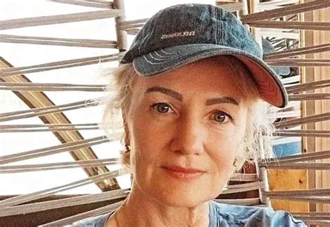 В Турции похоронили россиянку Караджу, найденную мёртвой в ореховой роще