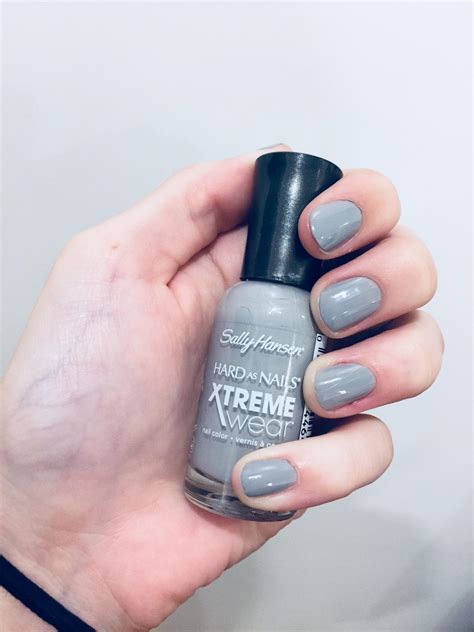 Hard as nails nails : r/HelloInternet