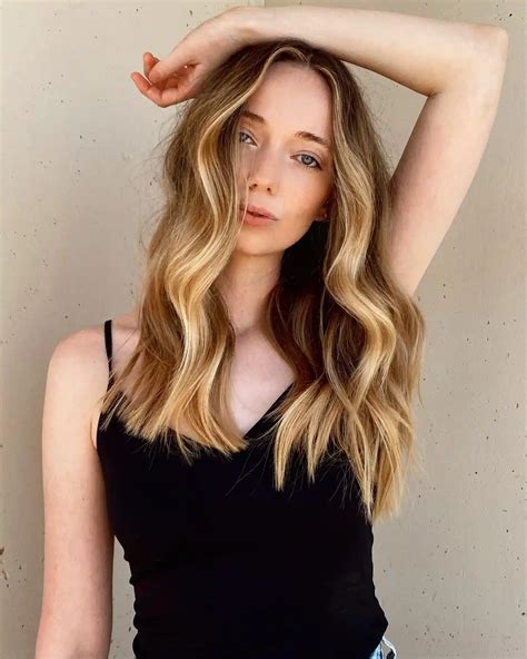 fall hair blonde