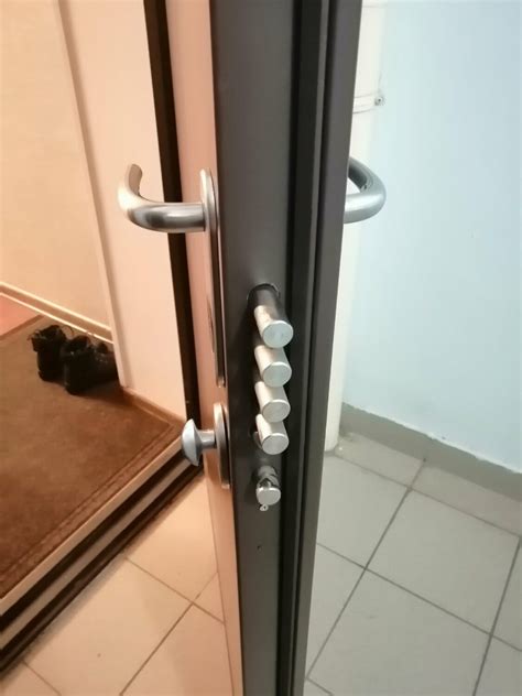 Обслуживание, ремонт, замена дверных замков Securemme / Секуремме.