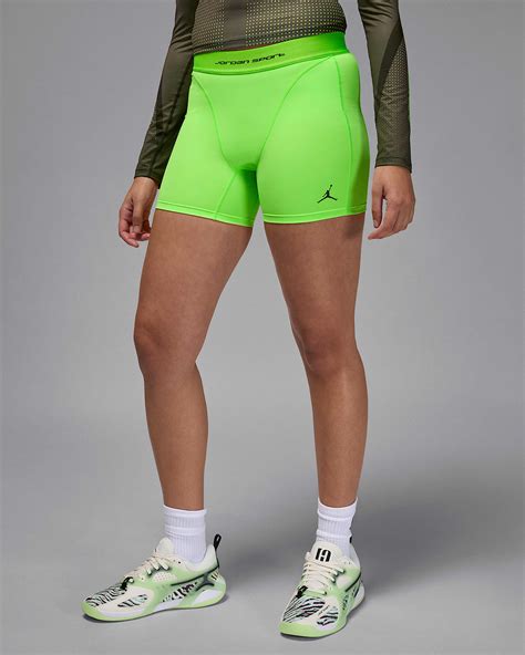 Jordan Sport Leak Protection: Period Women's Shorts. Nike BG