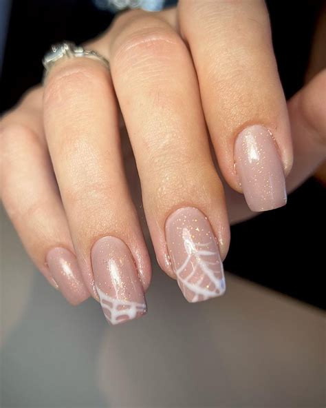 40 Refreshing French Nail Ideas for Fall