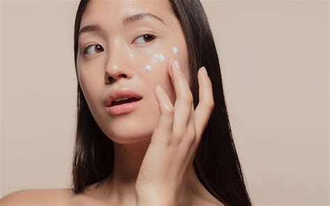 Dimethicone for Skin: Benefits & Uses | The Derm Spot