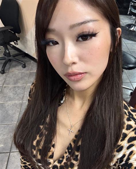 ᴛʜᴇʀᴇꜱᴀ (@theresafangg) • Instagram photos and videos