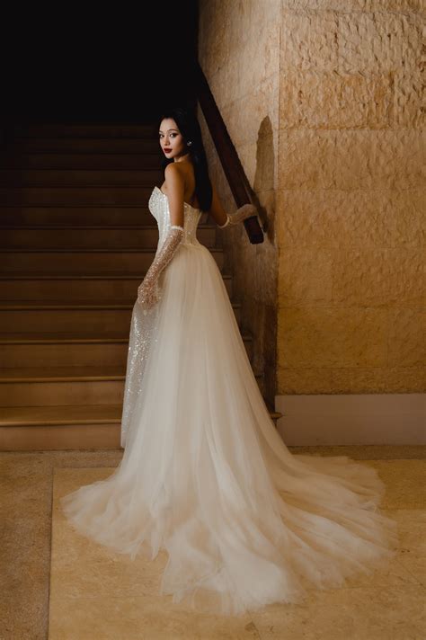 HAUTE COUTURE: CREATING PREMIUM WEDDING ATTIRE THROUGH CUSTOM