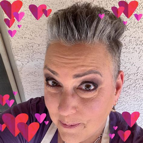 5 minute video tutorial of the Snowball I made yesterday. Such a quick