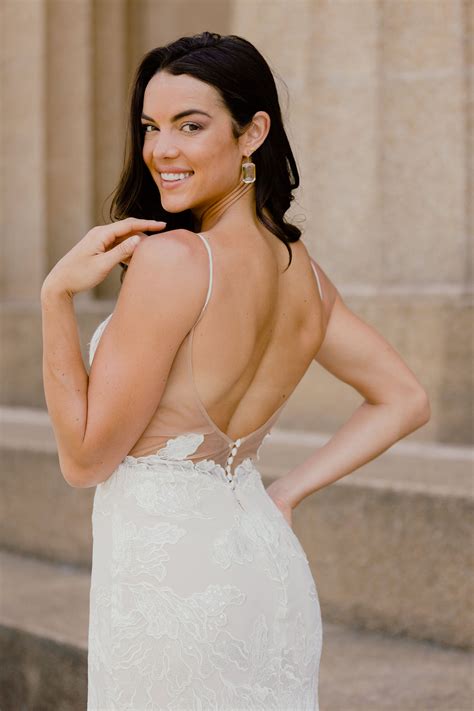 NOVA DRESS | Vow'd Weddings
