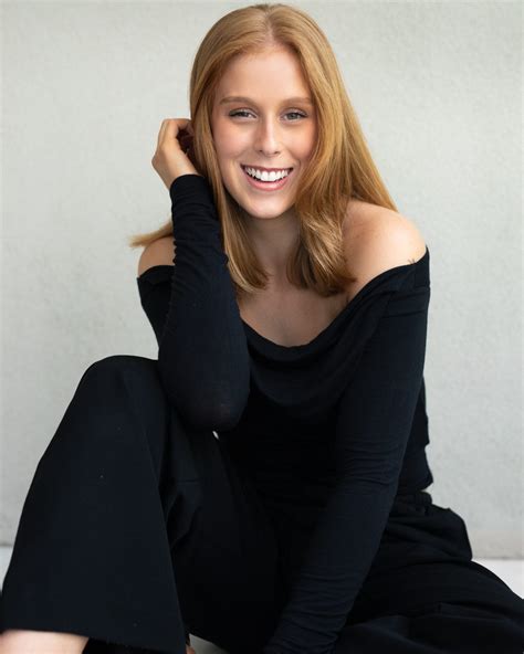 Emma Jade Penney - Dargie Entertainment