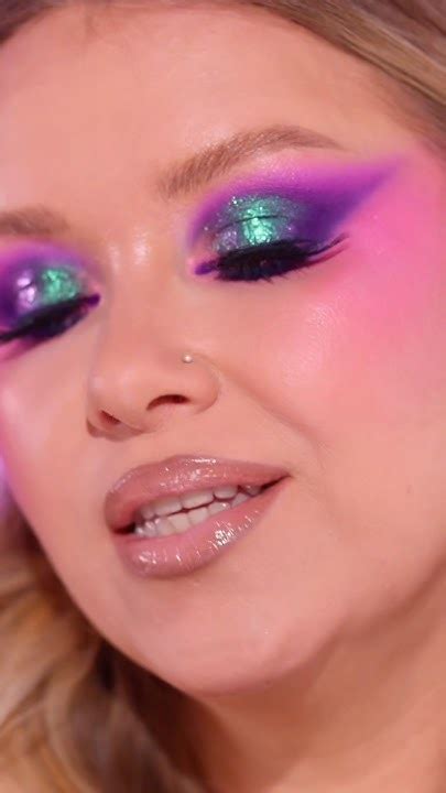 Сияющий макияж #makeup #новогодниймакияж - YouTube