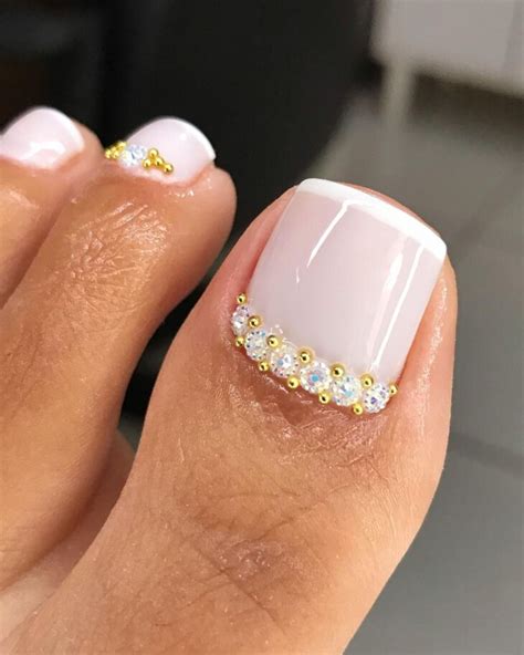 Unhas Do Pe Branca Decorada