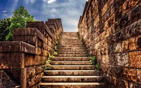 O Que Significa Sonhar Com Escada No Mundo Espiritual - Sonhar com escada: É bom ou ruim? Quais os significados?
