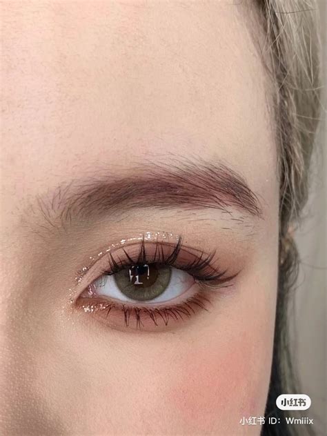 Как выбрать и использовать кисть для бровей | Makeup inspo, Makeup ...