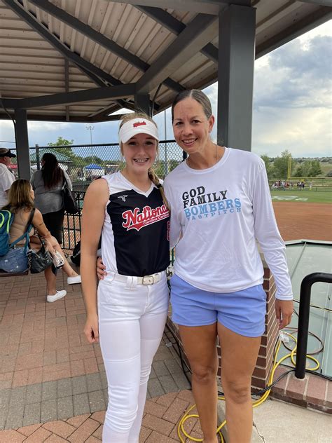 Izzie Lawrence (@lawrence_izzie) / Twitter