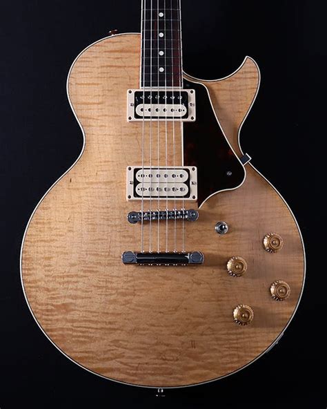 Thorn Custom Guitars and Store