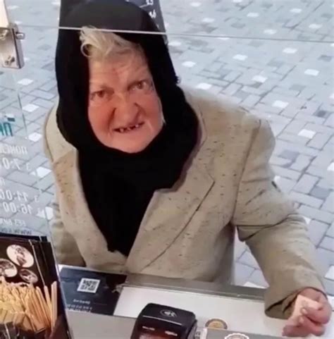 Создать мем "бабушка, бабка в шоке, бабка сколько" - Картинки - Meme ...