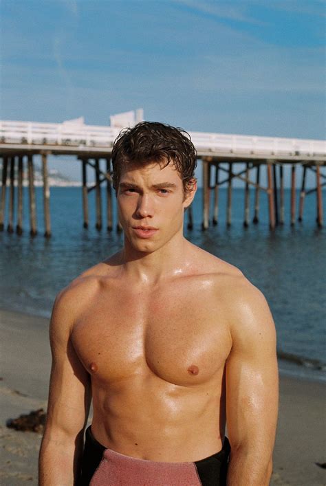 Derek Chadwick😍 | Derek chadwick, Male model face, Hey handsome