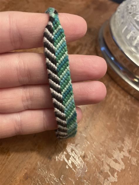 Normal pattern #9147 | BraceletBook