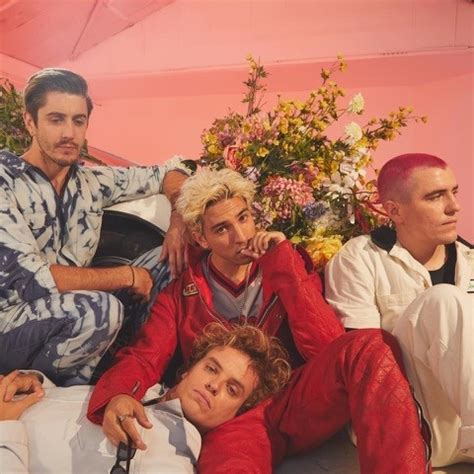 balcony girls   skope entertainment