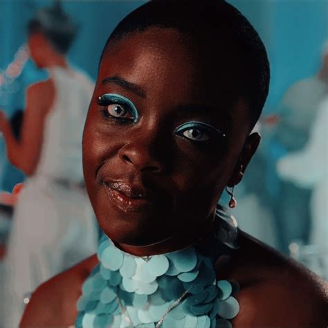 Bianca Barclay Icon | Wandinha addams, Wandinha, Atores quentes