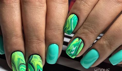 Everything4Nails ©: Το nail look της εβδομάδας είναι ζωηρό και χαρούμενο!!