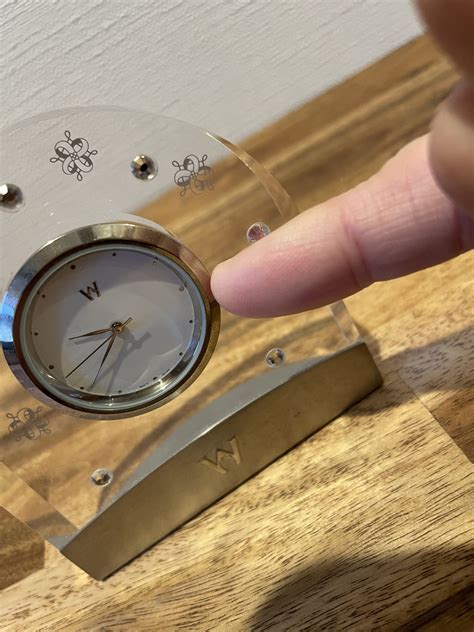自分で出来る！！ウェッジウッド 置き時計の電池交換方法 | Totto Life 誰でもできるDIY