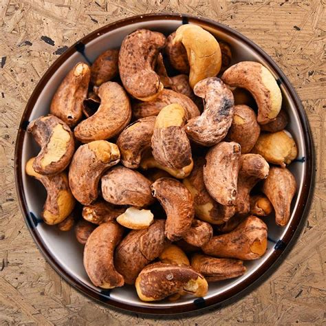 Organic vs. Conventional Cashews: Making the Right Choice for Your ...