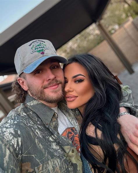 JADE (@jadeinwondrland) • Instagram photos and videos