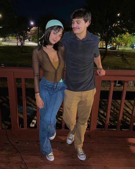 Blake Hooker | Hand in hand | Instagram