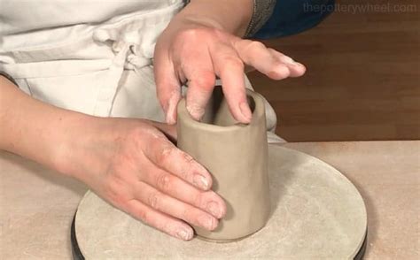 pinch pot artists  potters   pinching technique