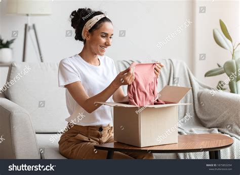 107,077 Woman Opening Clothes Images, Stock Photos, 3D objects ...