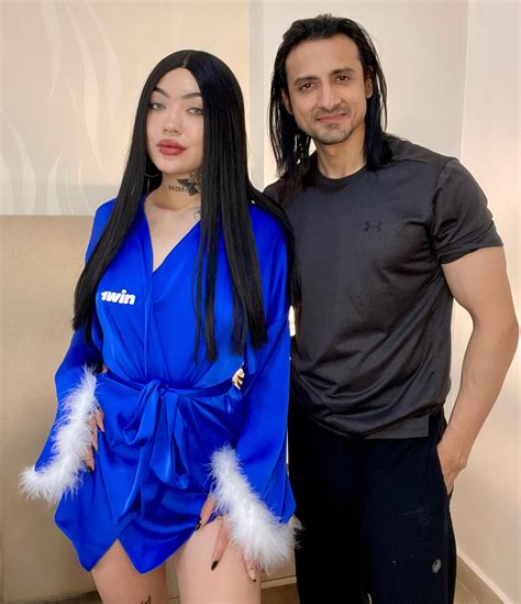 Niks Indian (@niksindiancom) • Instagram photos and videos