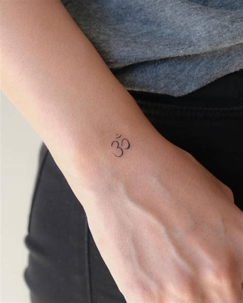 arm om tattoos tiny tattoos inkster
