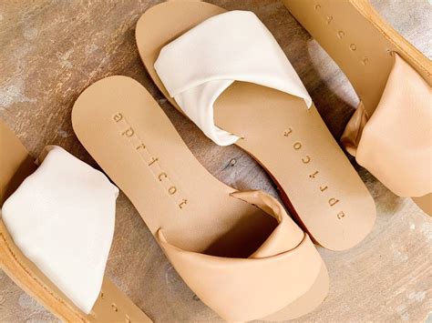 Shop Collection | apricot