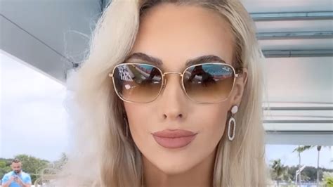 I'm waiting, join on veronika rajek naked