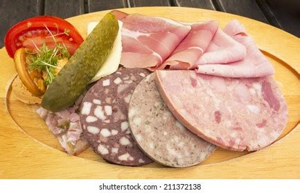 617 German sausage platter Images, Stock Photos & Vectors | Shutterstock