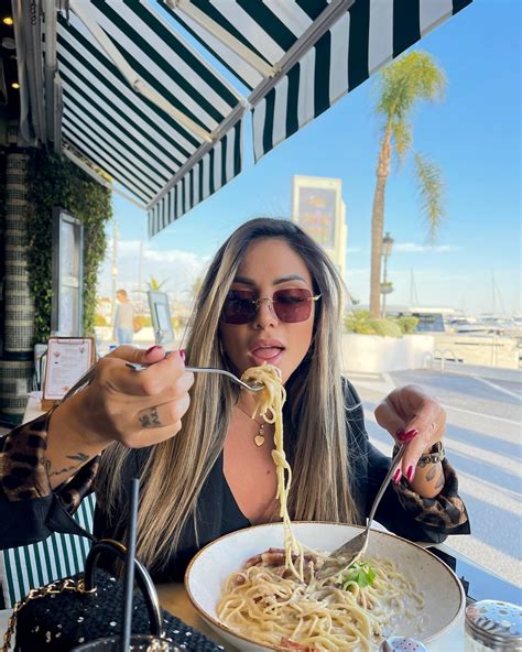 Sandra Afrika (@sandraafrika) • Instagram photos and videos